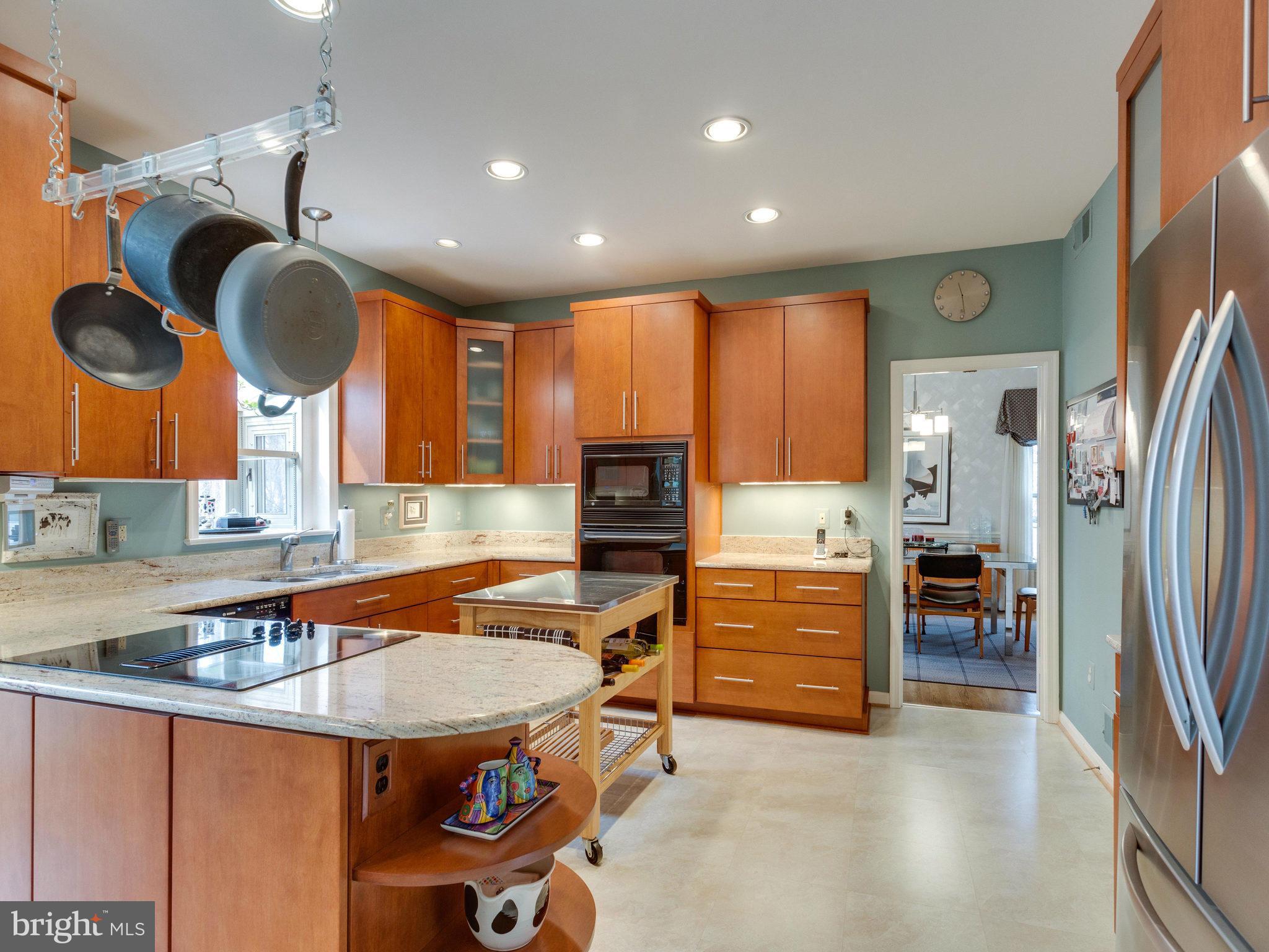 6309 Hunting Ridge Lane McLean, VA 22101 - Photo 7 of 30 Kitchen
