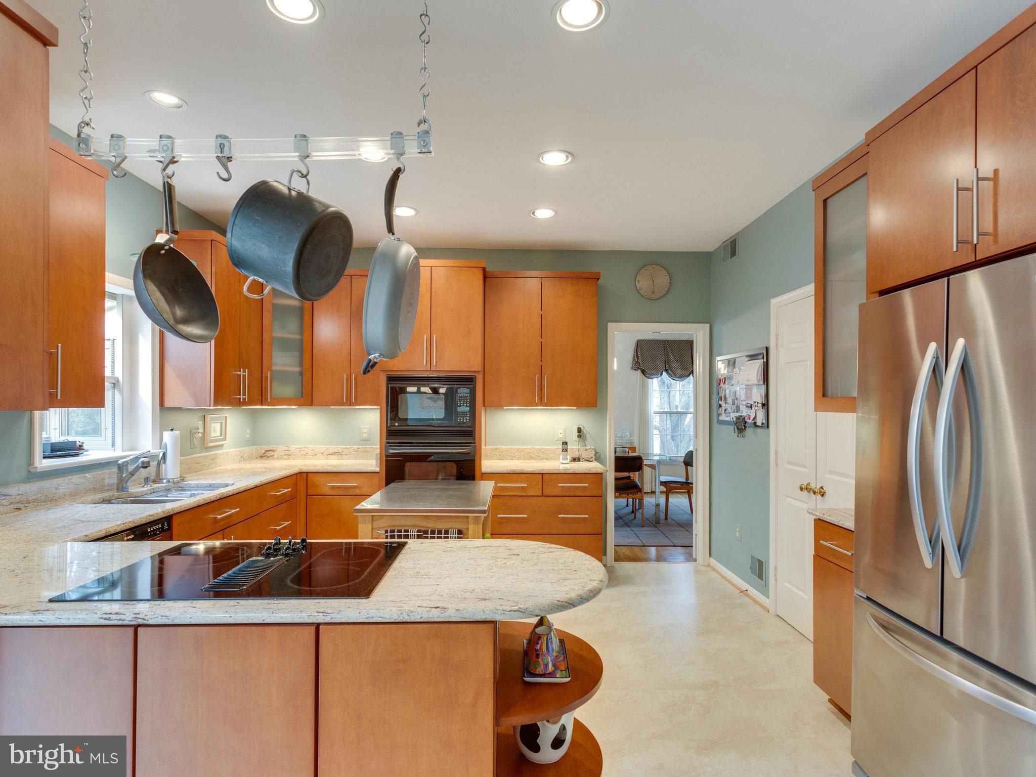 6309 Hunting Ridge Lane McLean, VA 22101 - Photo 8 of 30 Kitchen