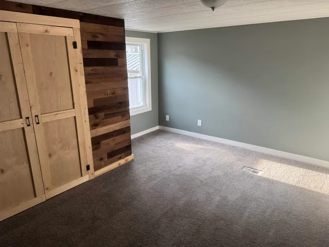 $110,000 | 50 Robbins Street, Hinsdale, NH 03451