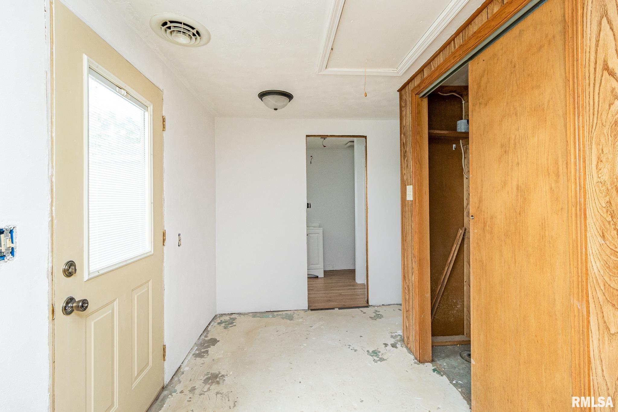 11365 Maple Island Road Manito, IL 61546 - Photo 11 of 31 Gallery Image 11