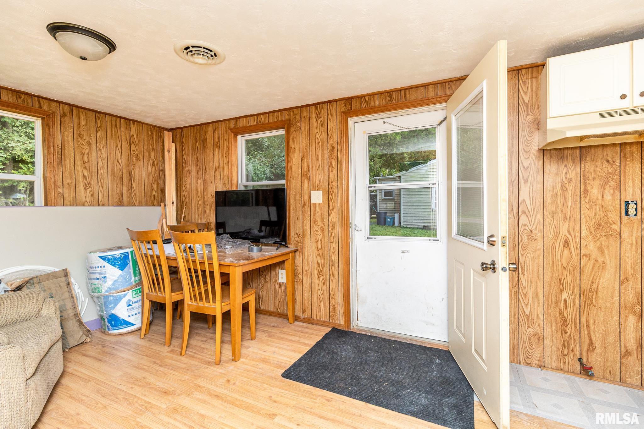 11365 Maple Island Road Manito, IL 61546 - Photo 17 of 31 Gallery Image 17