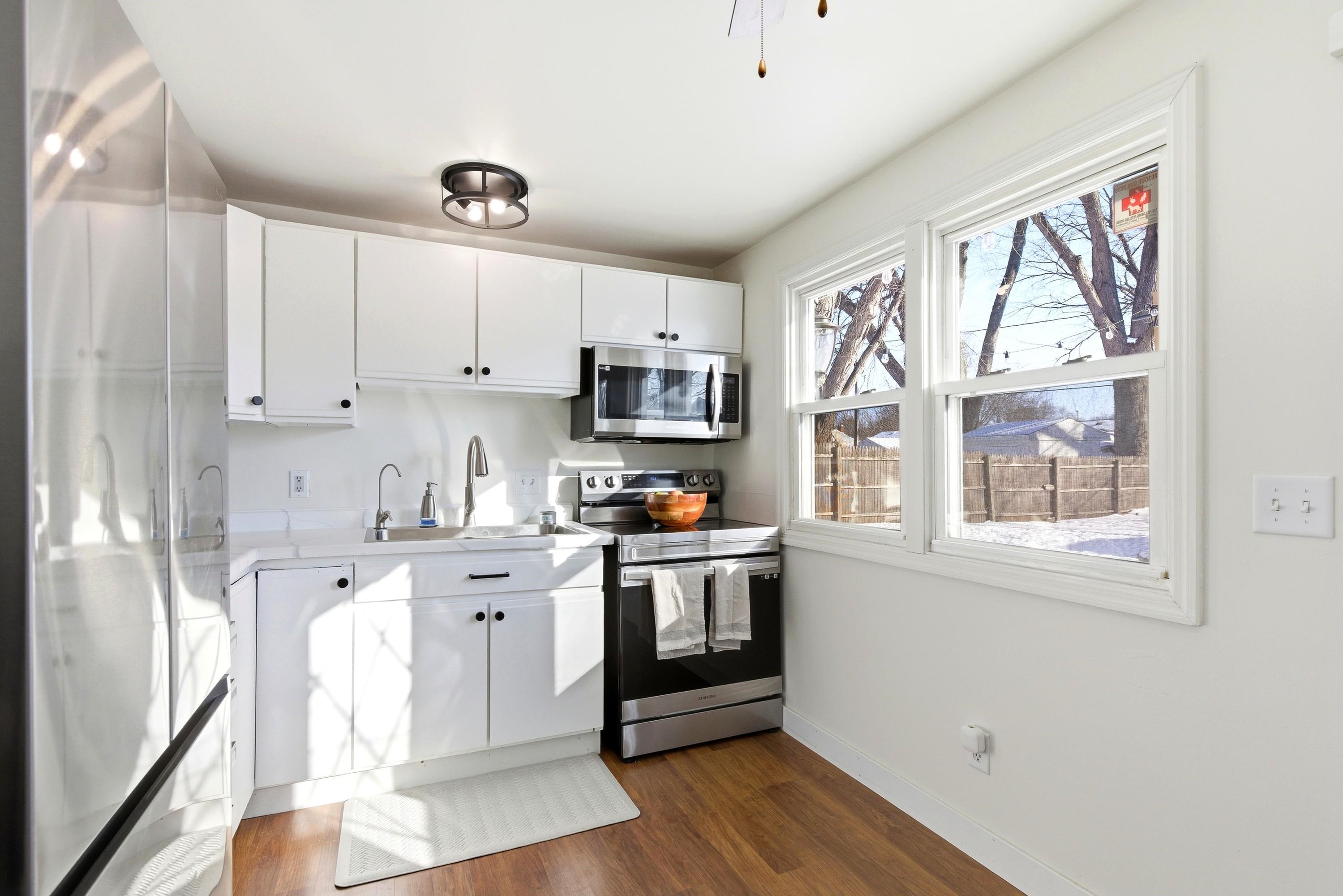 129 Walter Street Madison, WI 53714 - Photo 7 of 20