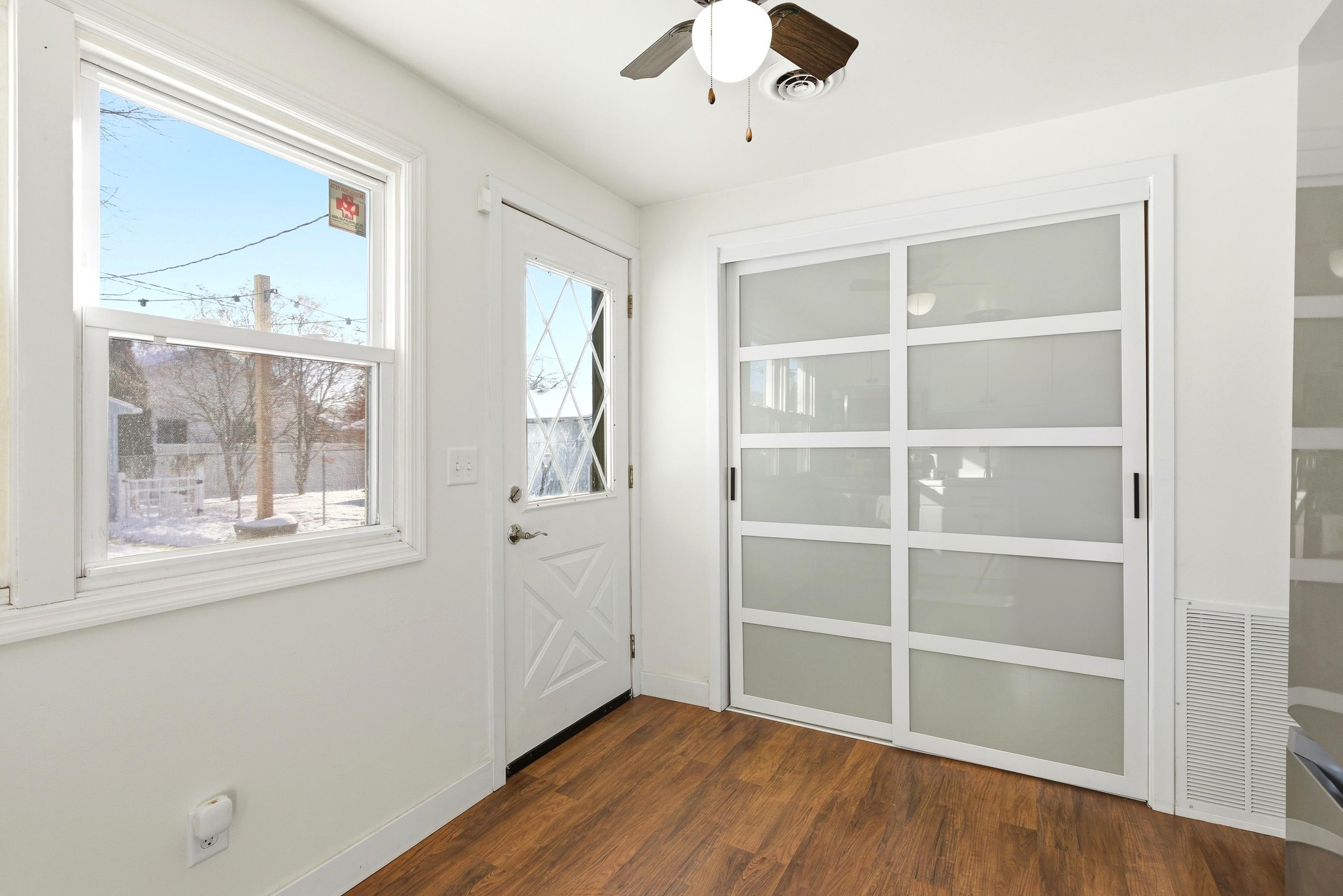 129 Walter Street Madison, WI 53714 - Photo 8 of 20