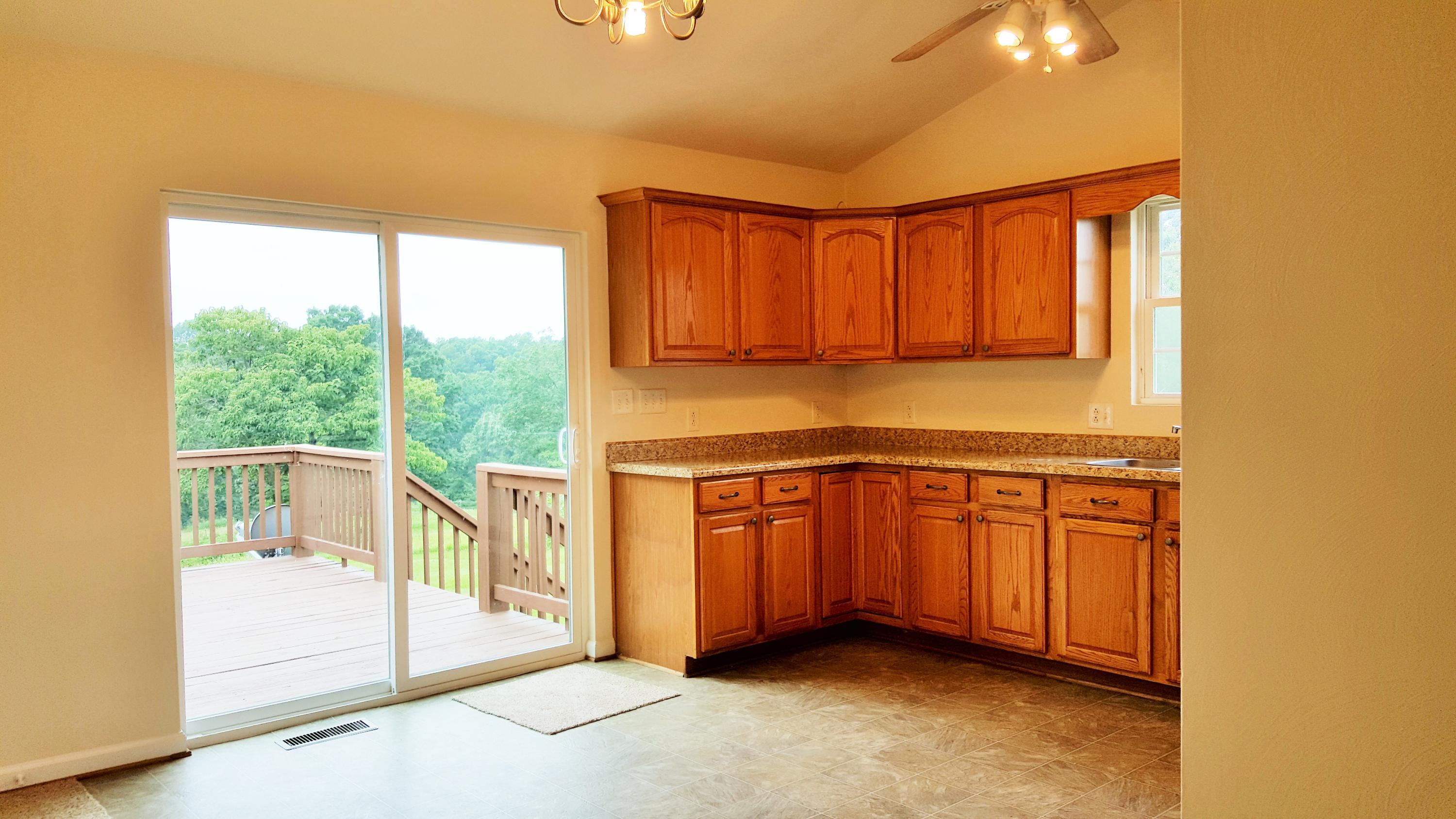 3175 Hales Ford Road Moneta, VA 24121 - Photo 13 of 30 Natural Light, easy access to deck!