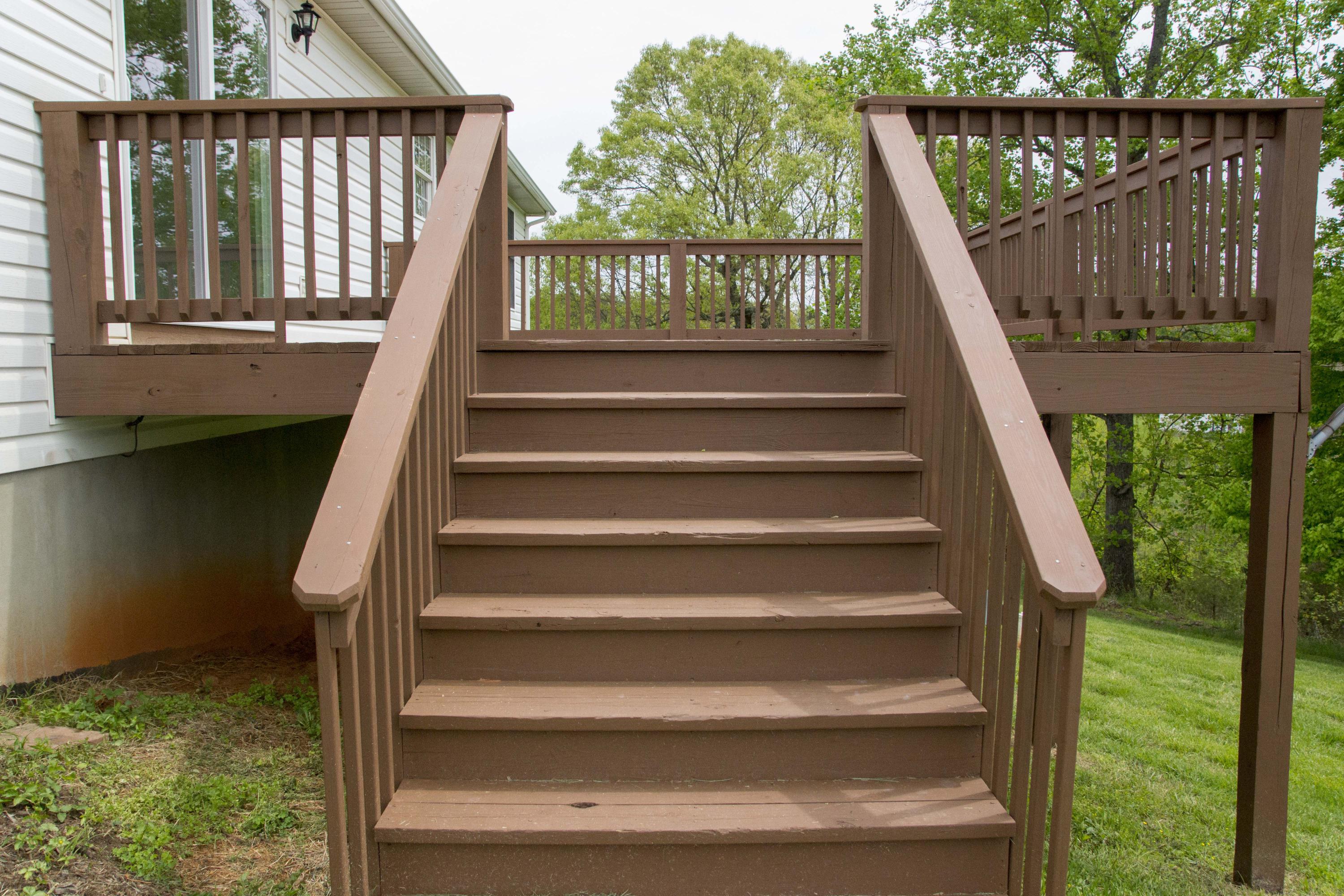 3175 Hales Ford Road Moneta, VA 24121 - Photo 25 of 30 Enjoy time outside!