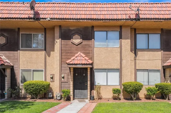 $1,350 | 4302 Lynnann, Las Vegas, NV 89110