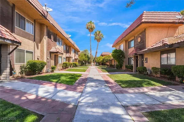 $1,350 | 4302 Lynnann, Las Vegas, NV 89110