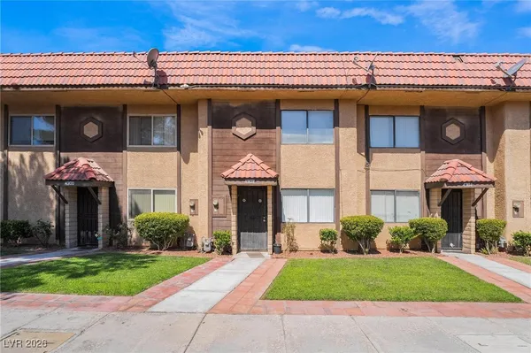 $1,350 | 4302 Lynnann, Las Vegas, NV 89110