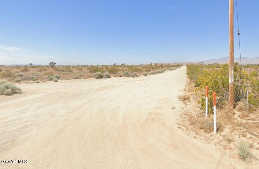 5000 Quailhead Road Mojave, CA 93501 - Photo 1 of 9 a view of an ocean