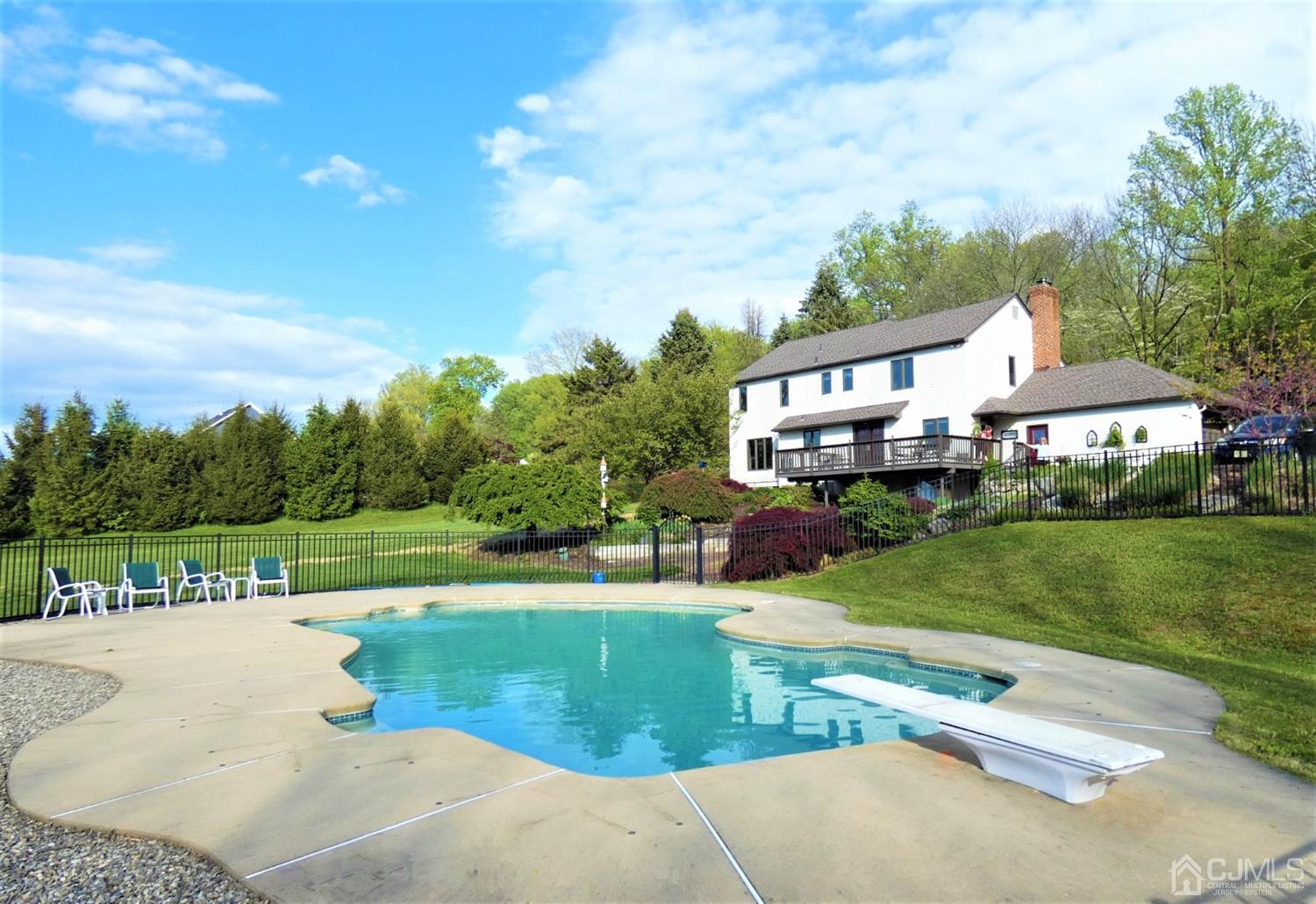 459 Bellis Road Bloomsbury, NJ 08804 - Photo 1 of 37 Gallery Image 1