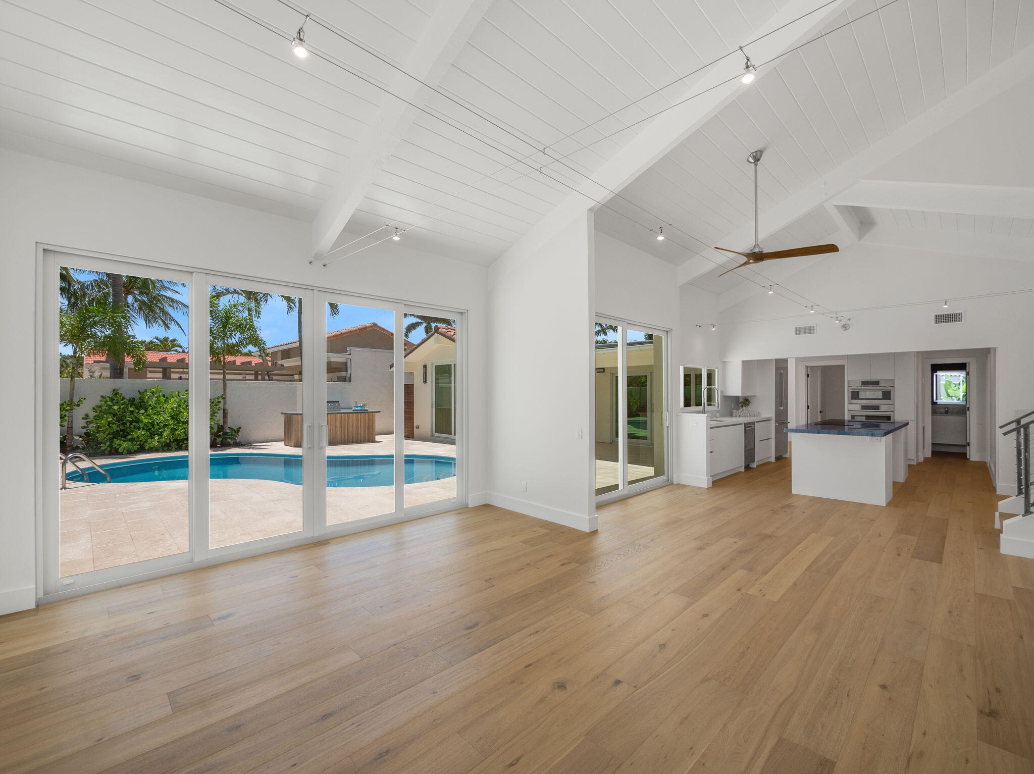 105 Bonefish Circle Jupiter, FL 33477 - Photo 12 of 56 Main Living Area