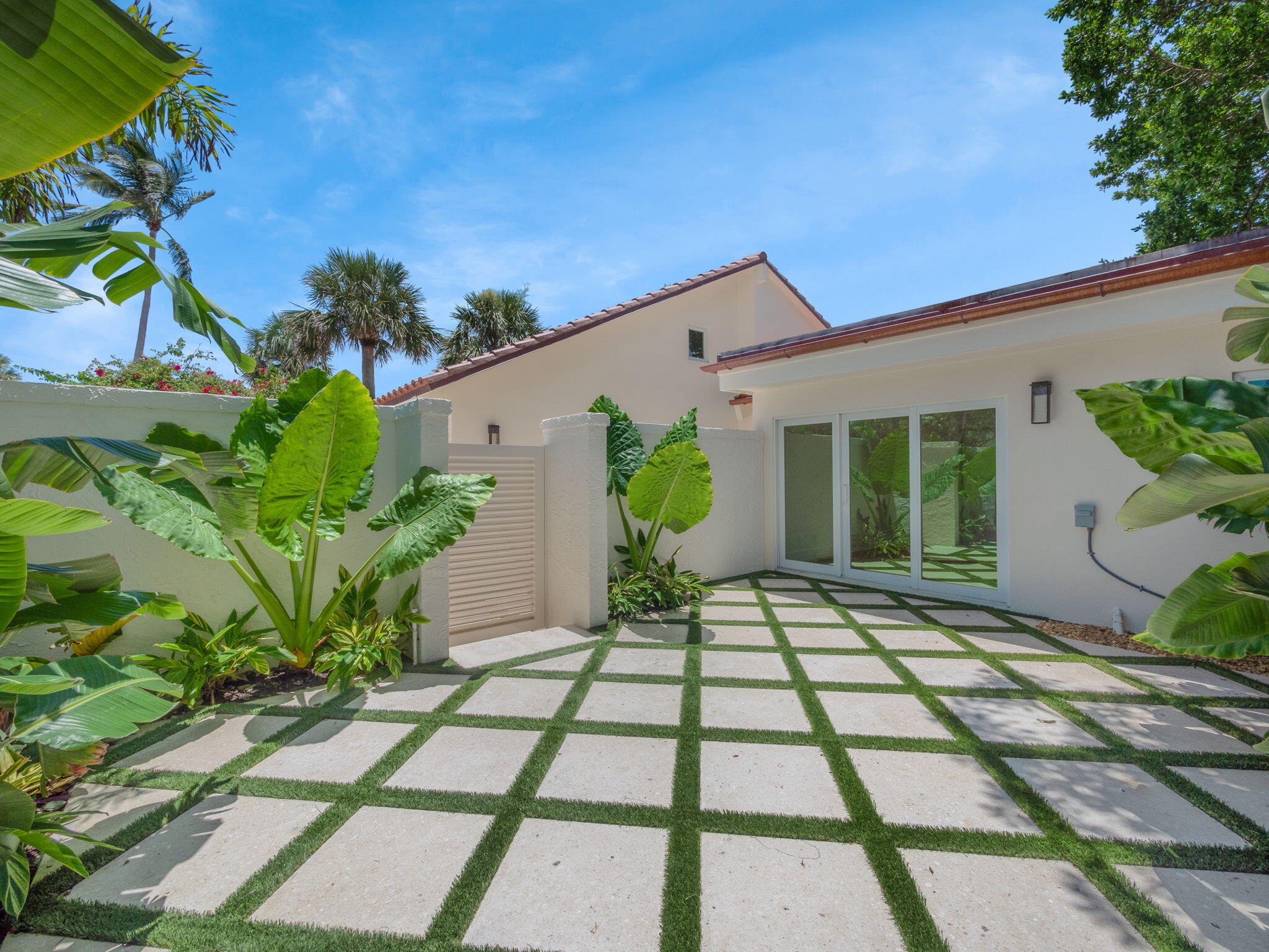 105 Bonefish Circle Jupiter, FL 33477 - Photo 21 of 56 Private Courtyard off 2nd Bedroom