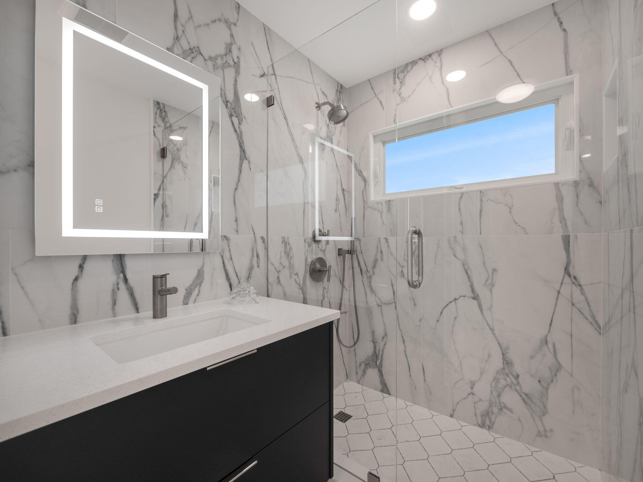 105 Bonefish Circle Jupiter, FL 33477 - Photo 23 of 56 Guest Bath 2 1st Floor