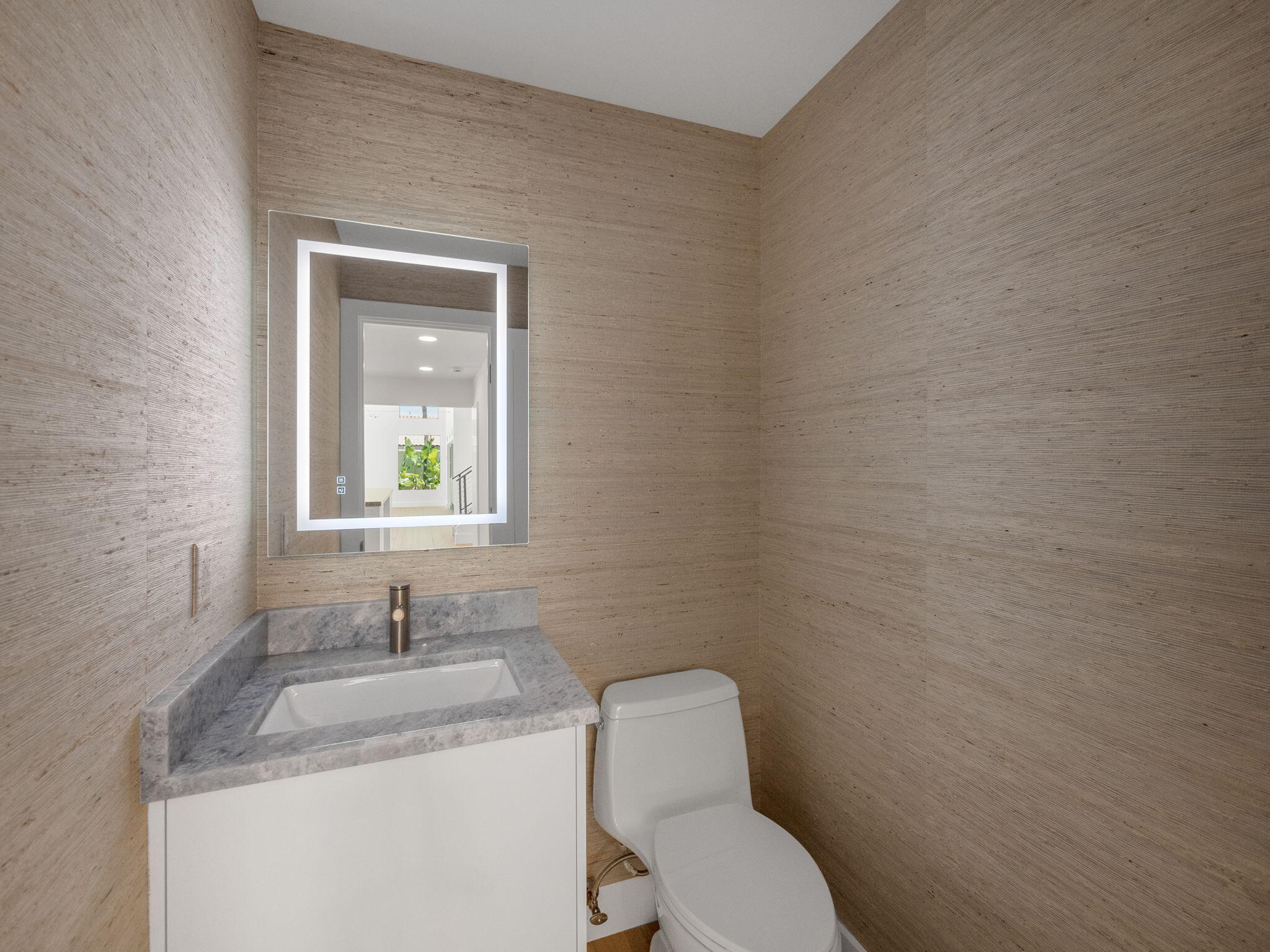 105 Bonefish Circle Jupiter, FL 33477 - Photo 26 of 56 Powder Room Main Floor