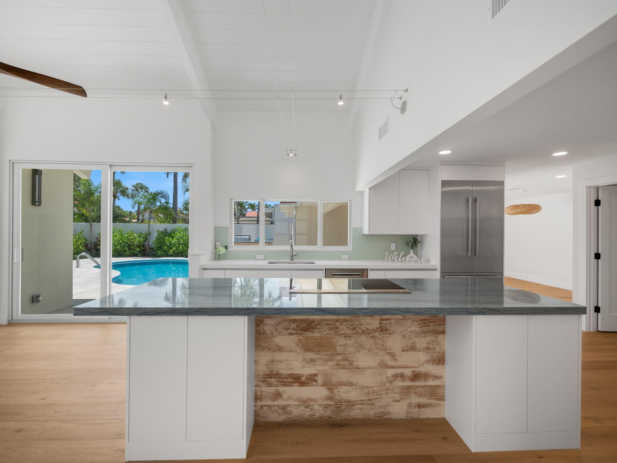 105 Bonefish Circle Jupiter, FL 33477 - Photo 5 of 56 Kitchen