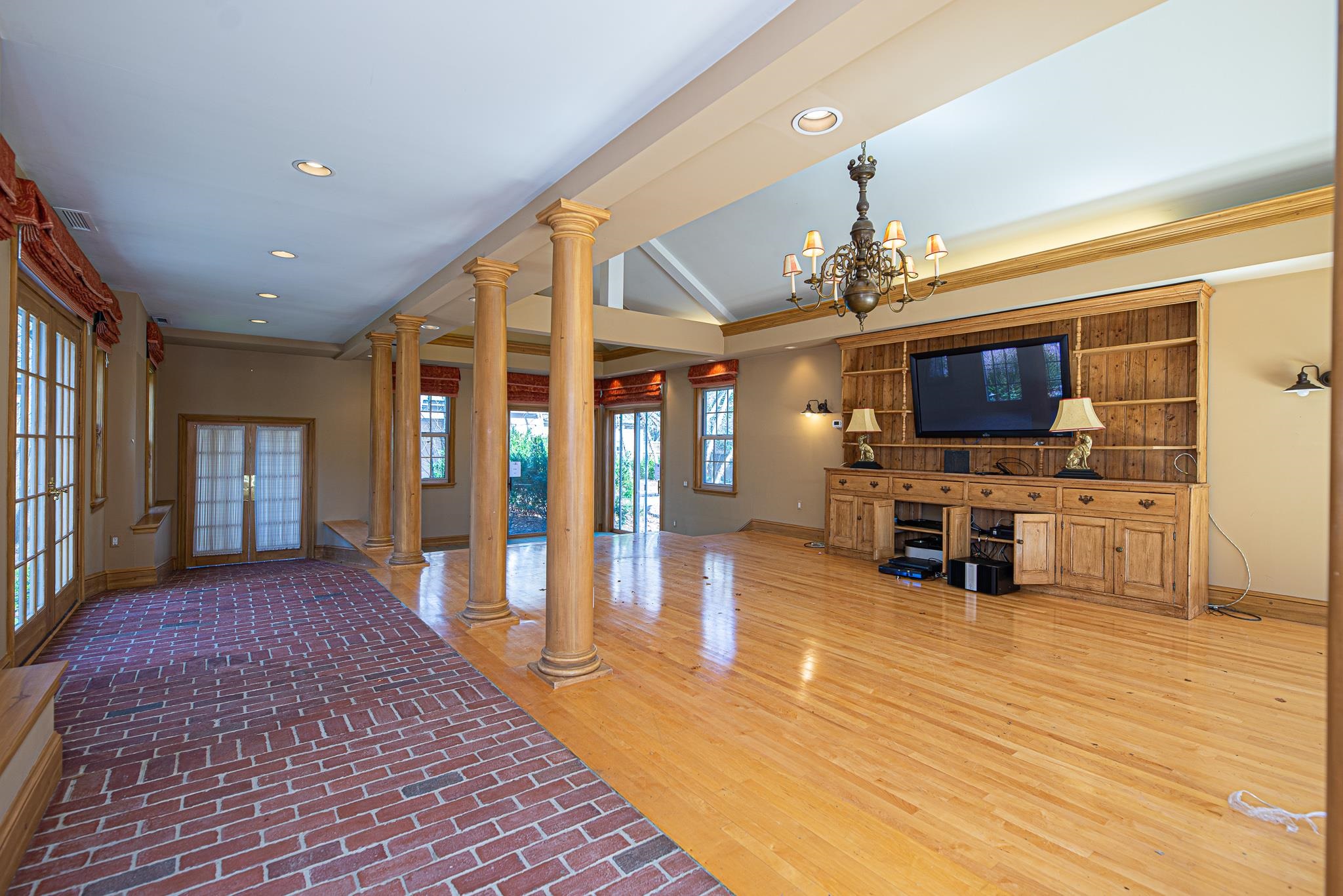 81 Front Street Exeter, NH 03833 - Photo 18 of 34