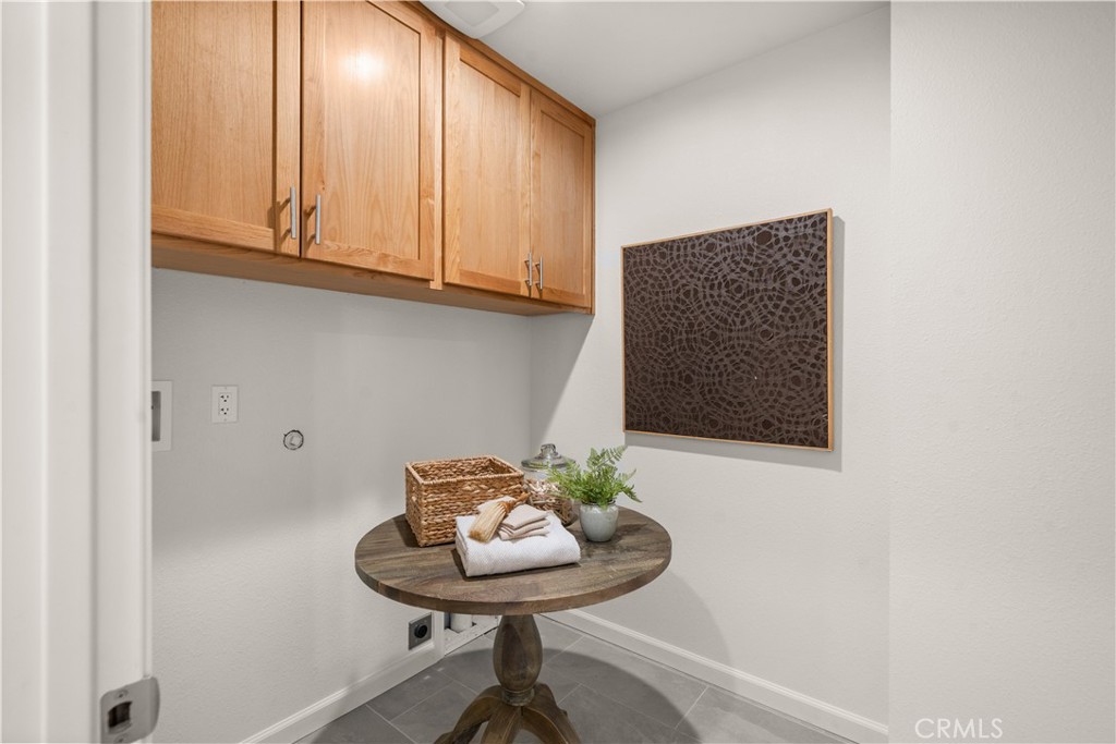 5956 Kibler Road Paradise, CA 95969 - Photo 26 of 36 a view of a hallway with washer and dryer