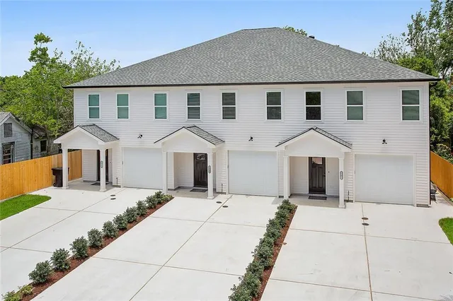 $2,875 | 114 Berger Street, Unit C, Belle Chasse, LA 70037