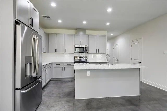 $2,875 | 114 Berger Street, Unit C, Belle Chasse, LA 70037