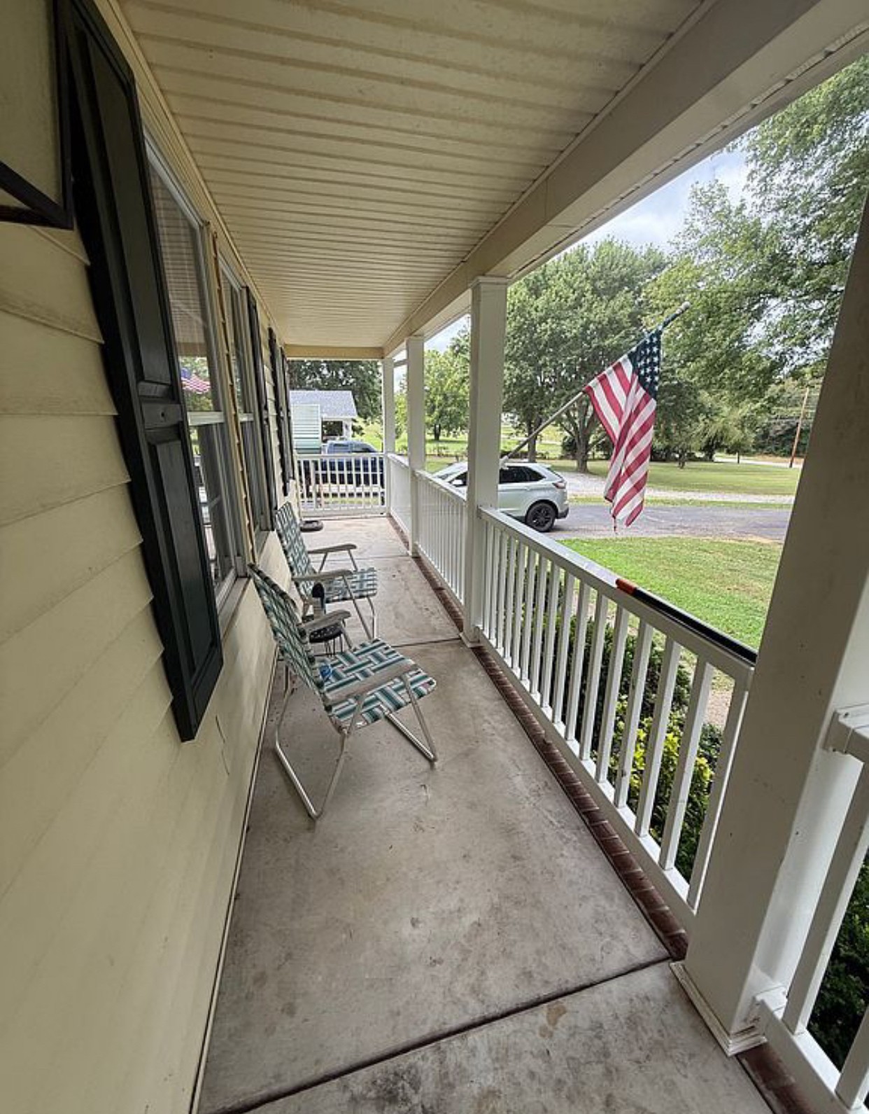 6489 Old Highway 431 South Springfield, TN 37172 - Photo 5 of 21 a view of balcony with furniture