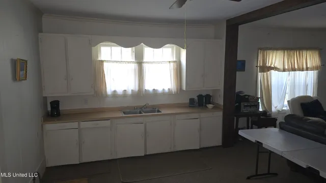 $325,000 | 134 Dale Drive, Hazlehurst, MS 39083