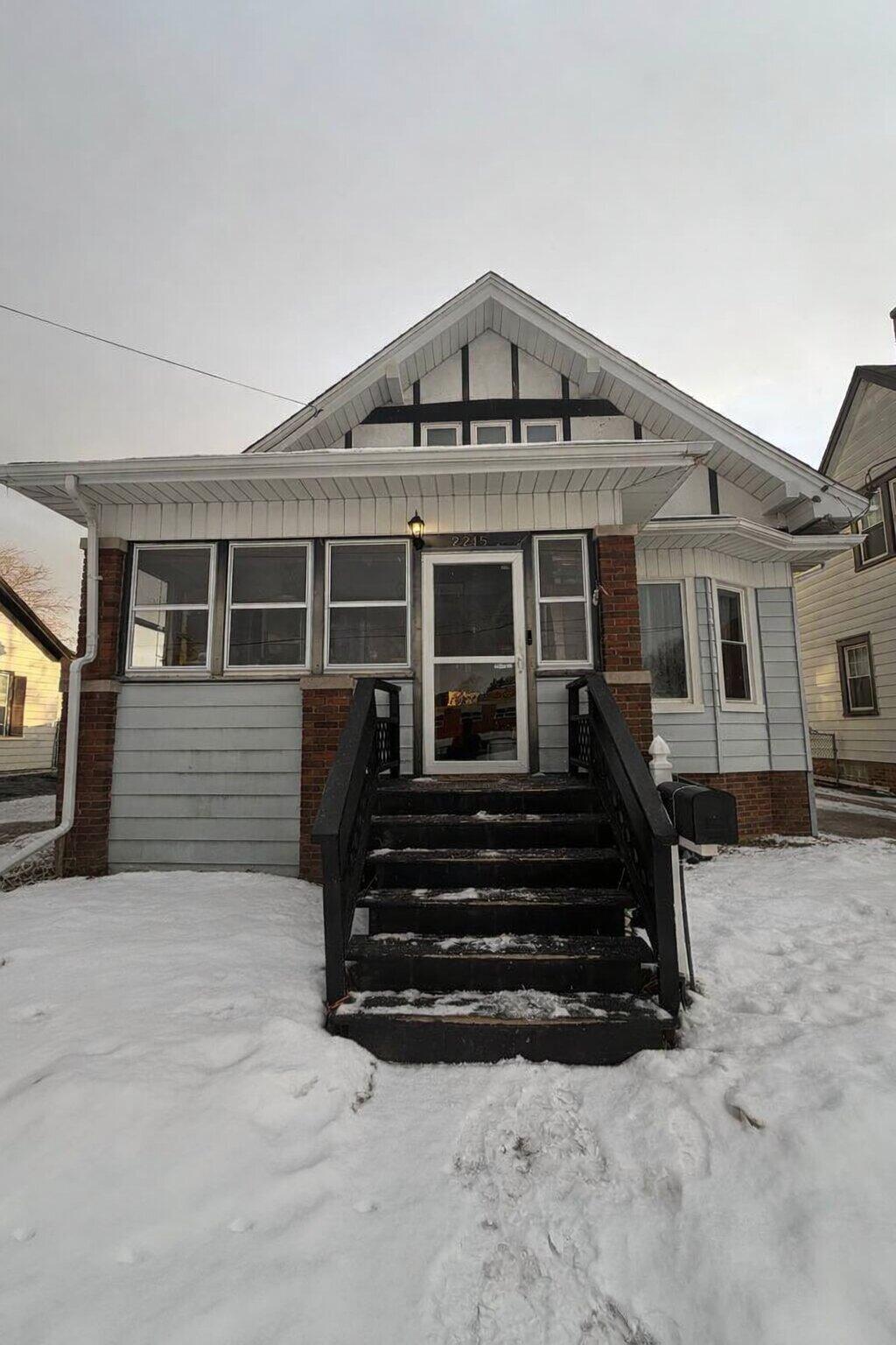 2215 West High Street Racine, WI 53404 - Photo 1 of 1 1_3611
