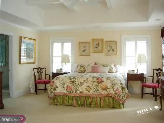 1823 Old Gulph Road Villanova, PA 19085 - Photo 3 of 6