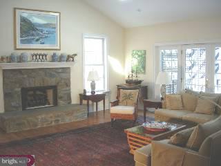 1823 Old Gulph Road Villanova, PA 19085 - Photo 4 of 6