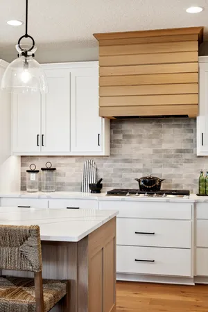 $895,470 | 5820 Freeland Bay North, Hugo, MN 55038