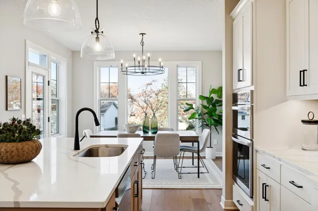 $895,470 | 5820 Freeland Bay North, Hugo, MN 55038