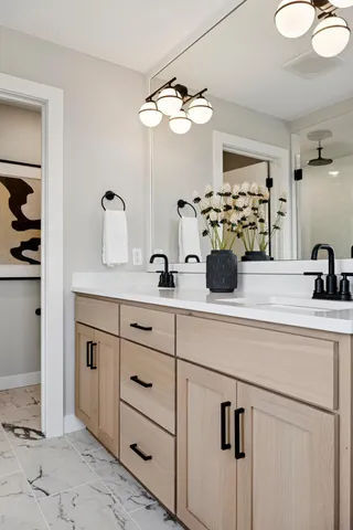 $895,470 | 5820 Freeland Bay North, Hugo, MN 55038