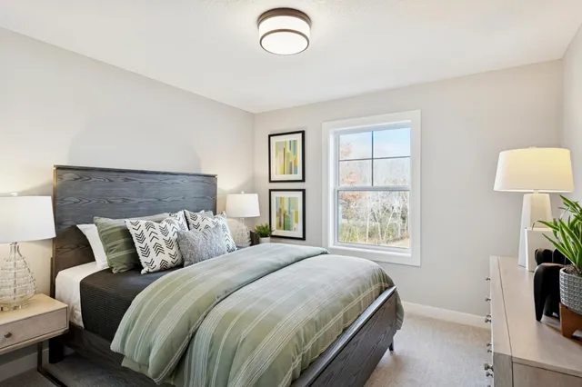 $895,470 | 5820 Freeland Bay North, Hugo, MN 55038