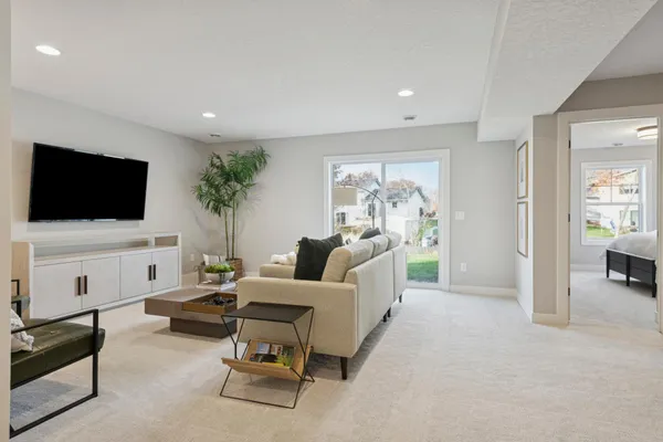 $895,470 | 5820 Freeland Bay North, Hugo, MN 55038