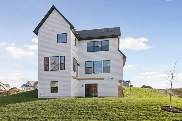 $895,470 | 5820 Freeland Bay North, Hugo, MN 55038