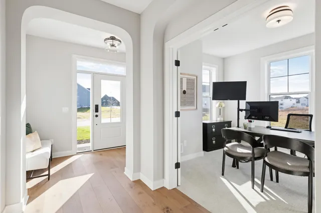 $895,470 | 5820 Freeland Bay North, Hugo, MN 55038