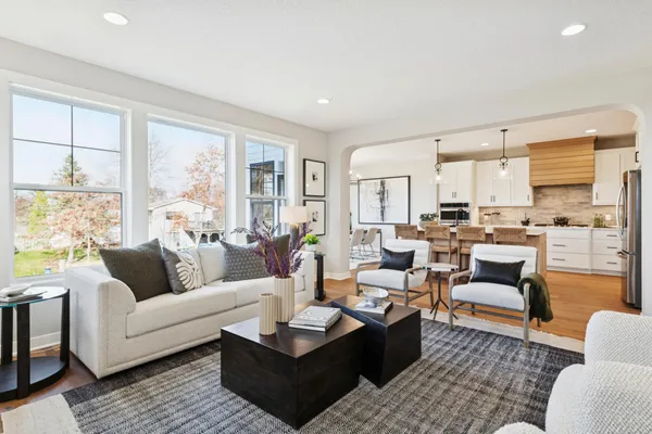 $895,470 | 5820 Freeland Bay North, Hugo, MN 55038