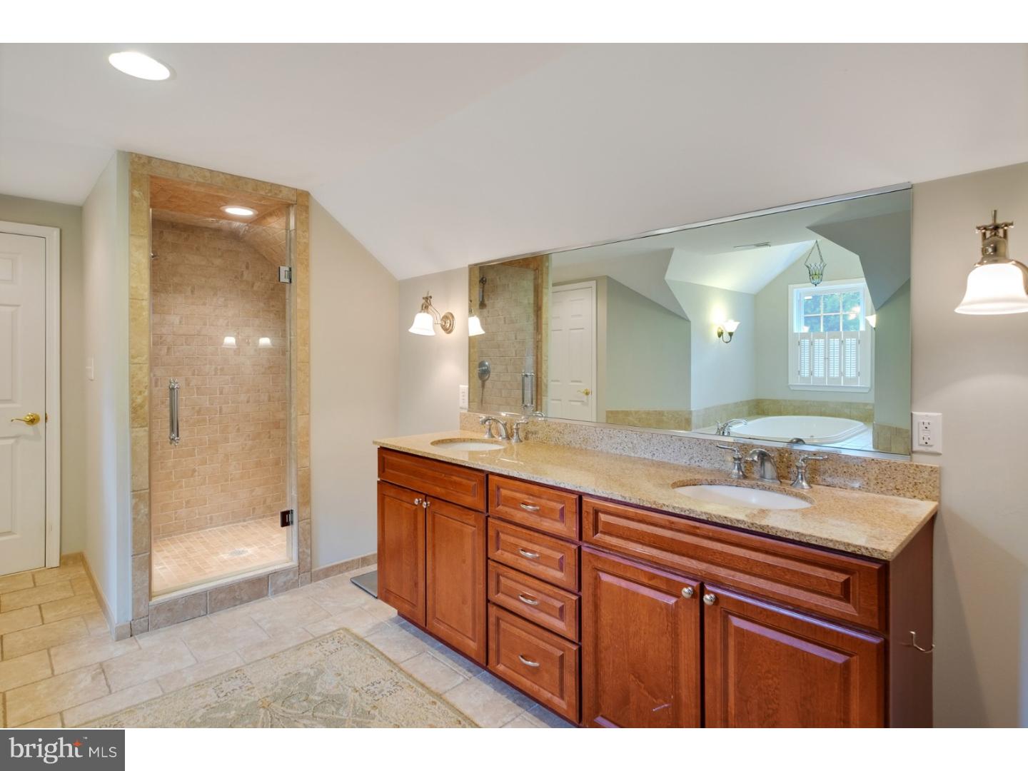 311 North Colonial Ridge Moorestown, NJ 08057 - Photo 17 of 25
