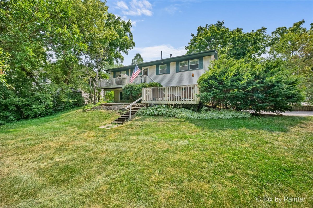 2614 Crystal Lake Road Cary, IL 60013 - Photo 22 of 26