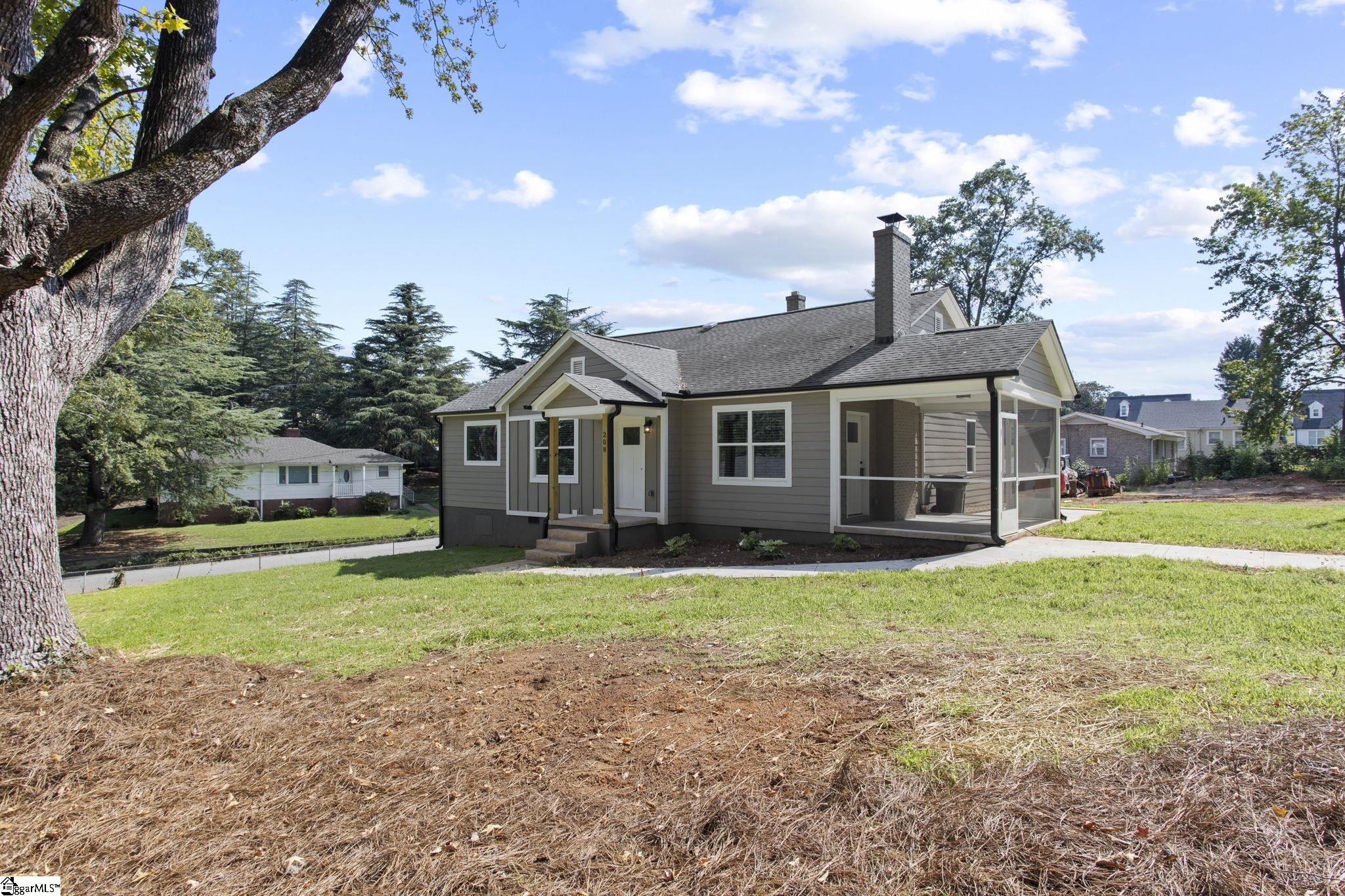 208 Lanford Street Greer, SC 29650 - Photo 2 of 31