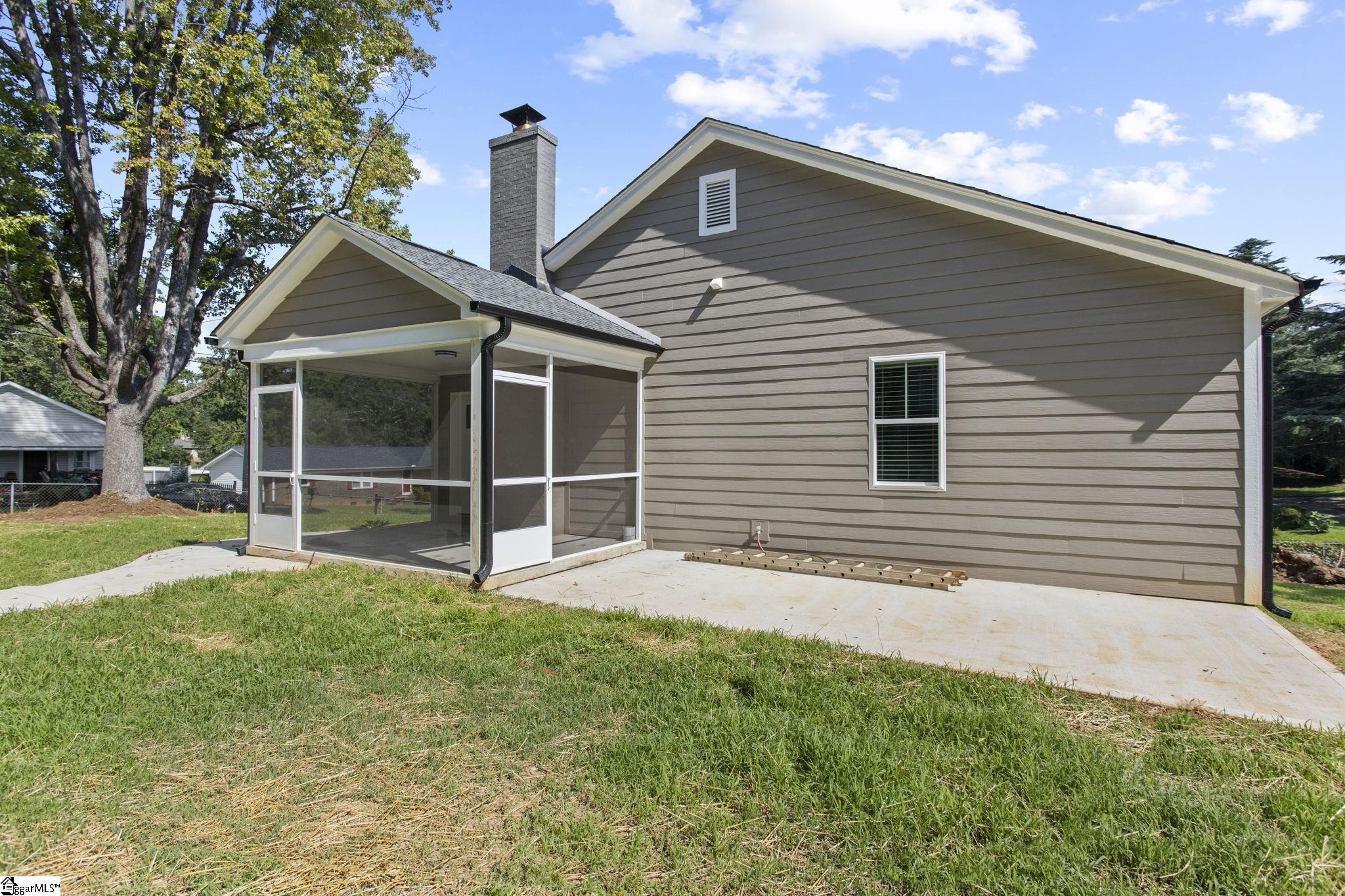 208 Lanford Street Greer, SC 29650 - Photo 27 of 31