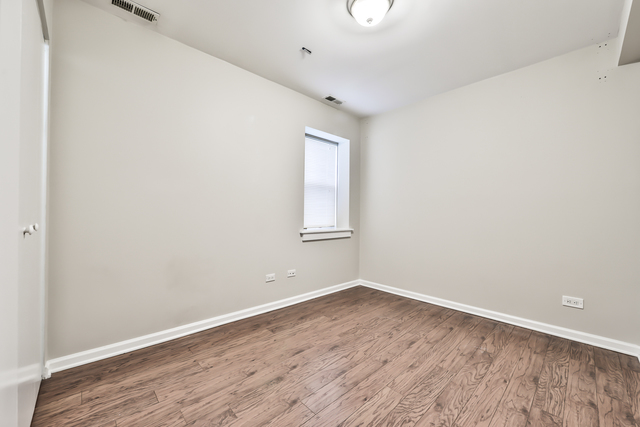 3231 North Ridgeway Avenue, Unit G Chicago, IL 60618 - Photo 5 of 11