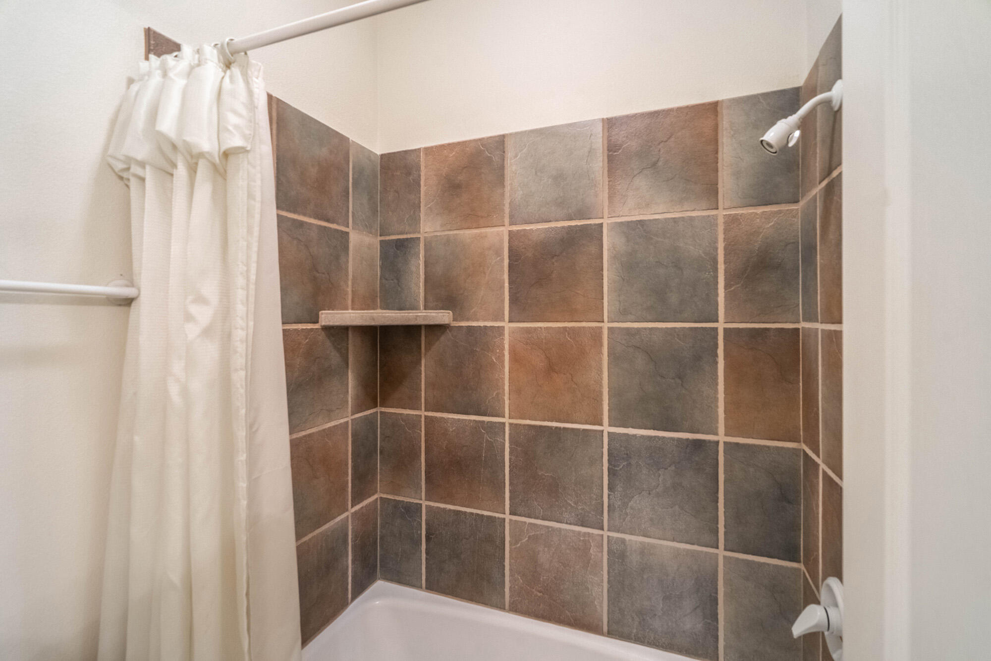 3577 Paiute Road St. George, UT 84790 - Photo 40 of 67 Bath 2