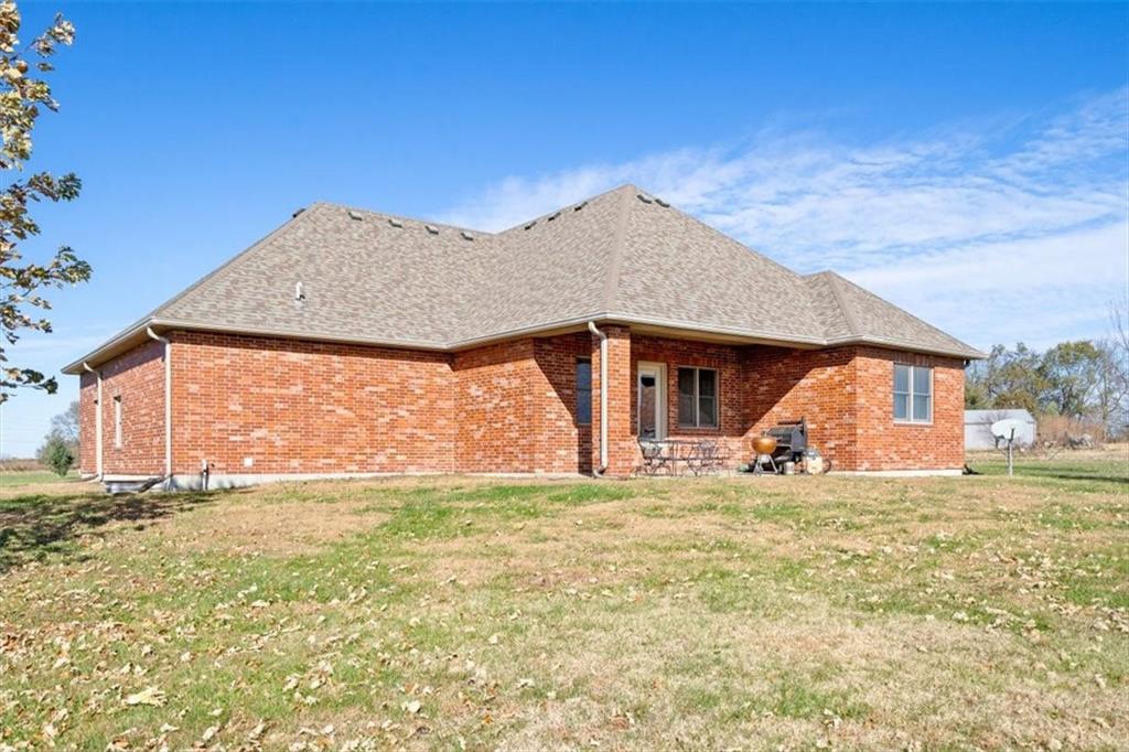 33415 South State Route West Archie, MO 64725 - Photo 30 of 59