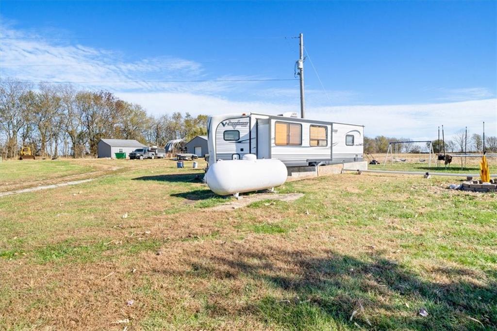 33415 South State Route West Archie, MO 64725 - Photo 36 of 59