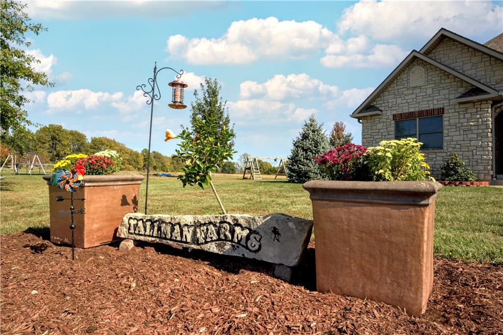 33415 South State Route West Archie, MO 64725 - Photo 7 of 59