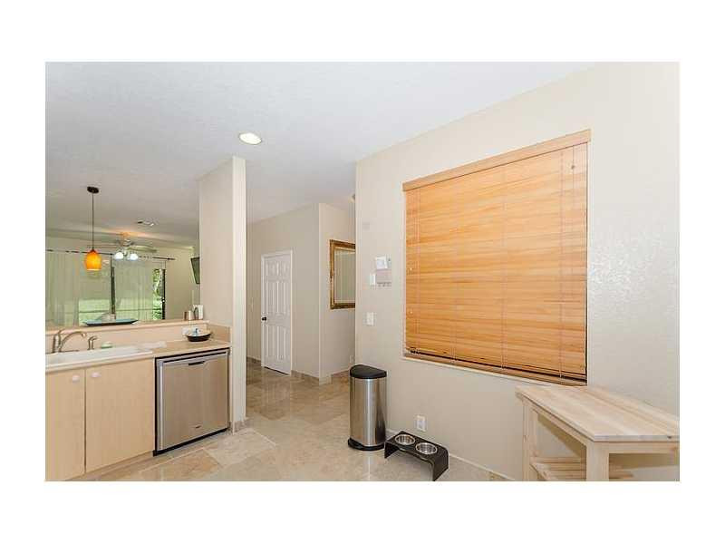 3853 Tree Top Drive, Unit 3853 Weston, FL 33332 - Photo 11 of 21 Kitchen