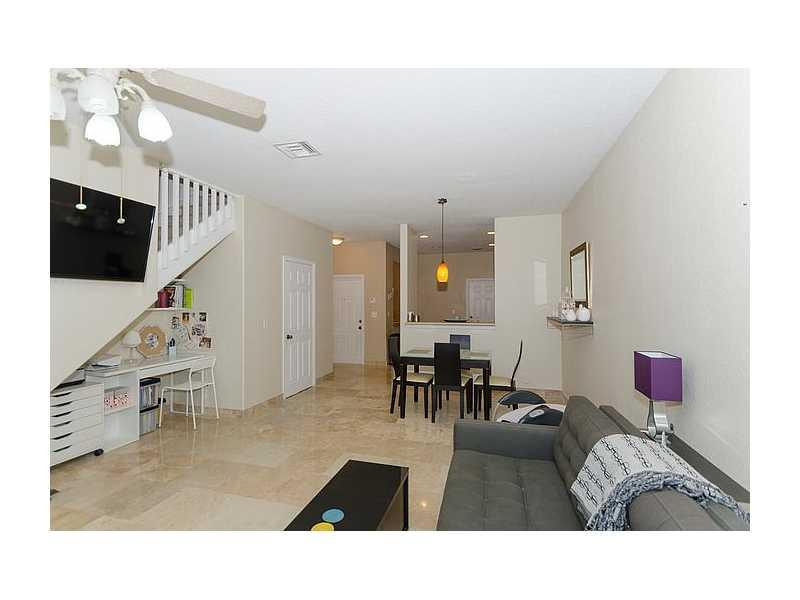 3853 Tree Top Drive, Unit 3853 Weston, FL 33332 - Photo 13 of 21 Living Room