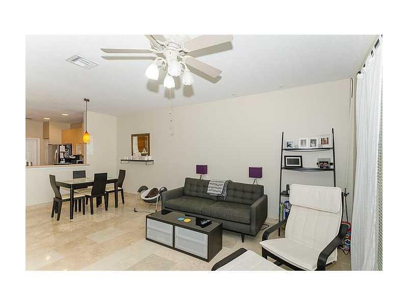 3853 Tree Top Drive, Unit 3853 Weston, FL 33332 - Photo 14 of 21 Living Room