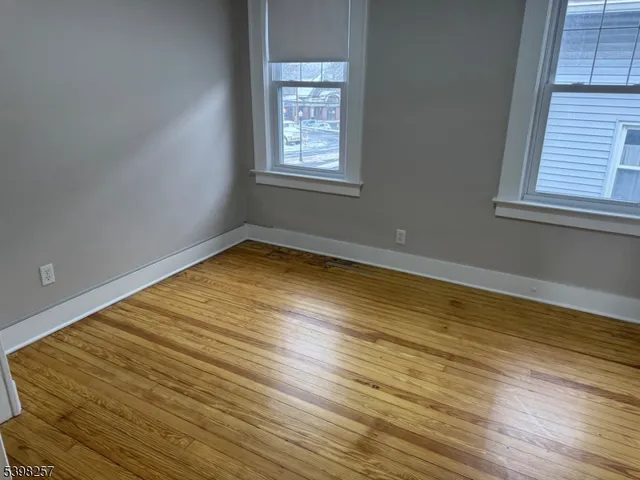 $2,950 | 229 South Avenue, Westfield, NJ 07090