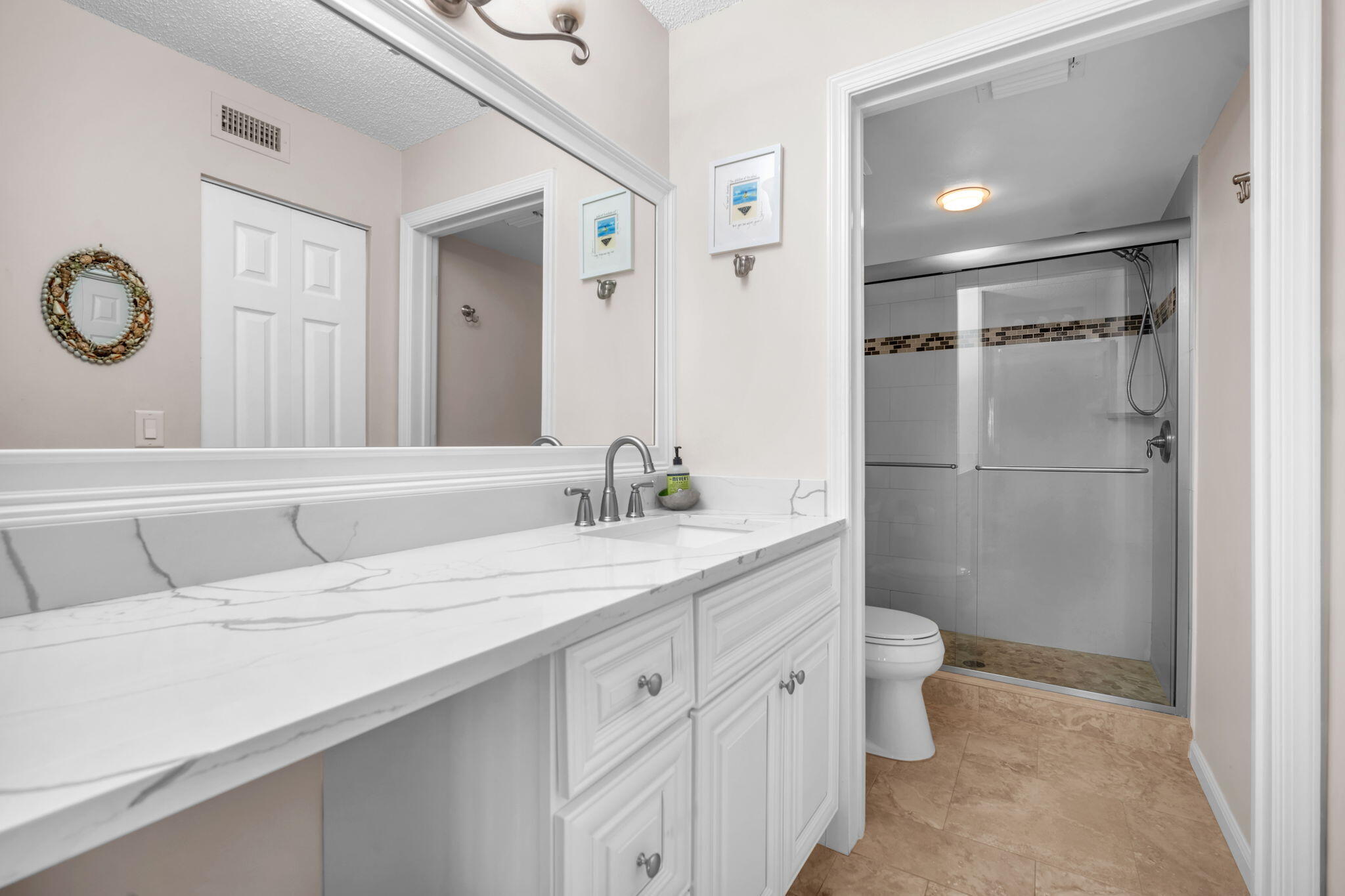 2061 Keystone Drive, Unit B Jupiter, FL 33458 - Photo 22 of 43 51-web-or-mls-DSC01355